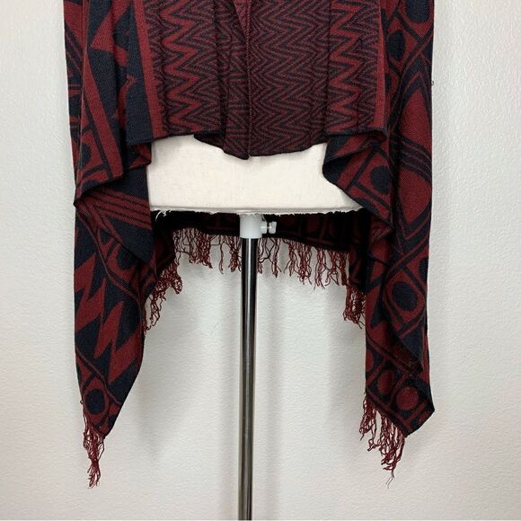 Active Designed in Los Angeles Geometric Knit Fringe Open Front Cardigan - Picture 4 of 14